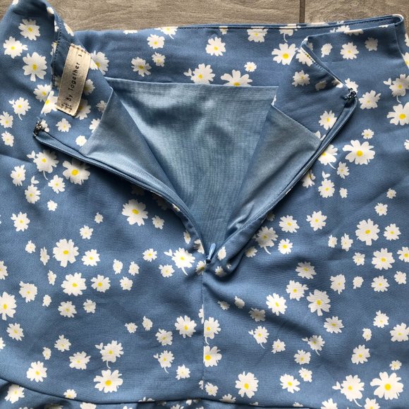 By Together Periwinkle Blue Floral Mini Skirt - Size S - Picture 5 of 9